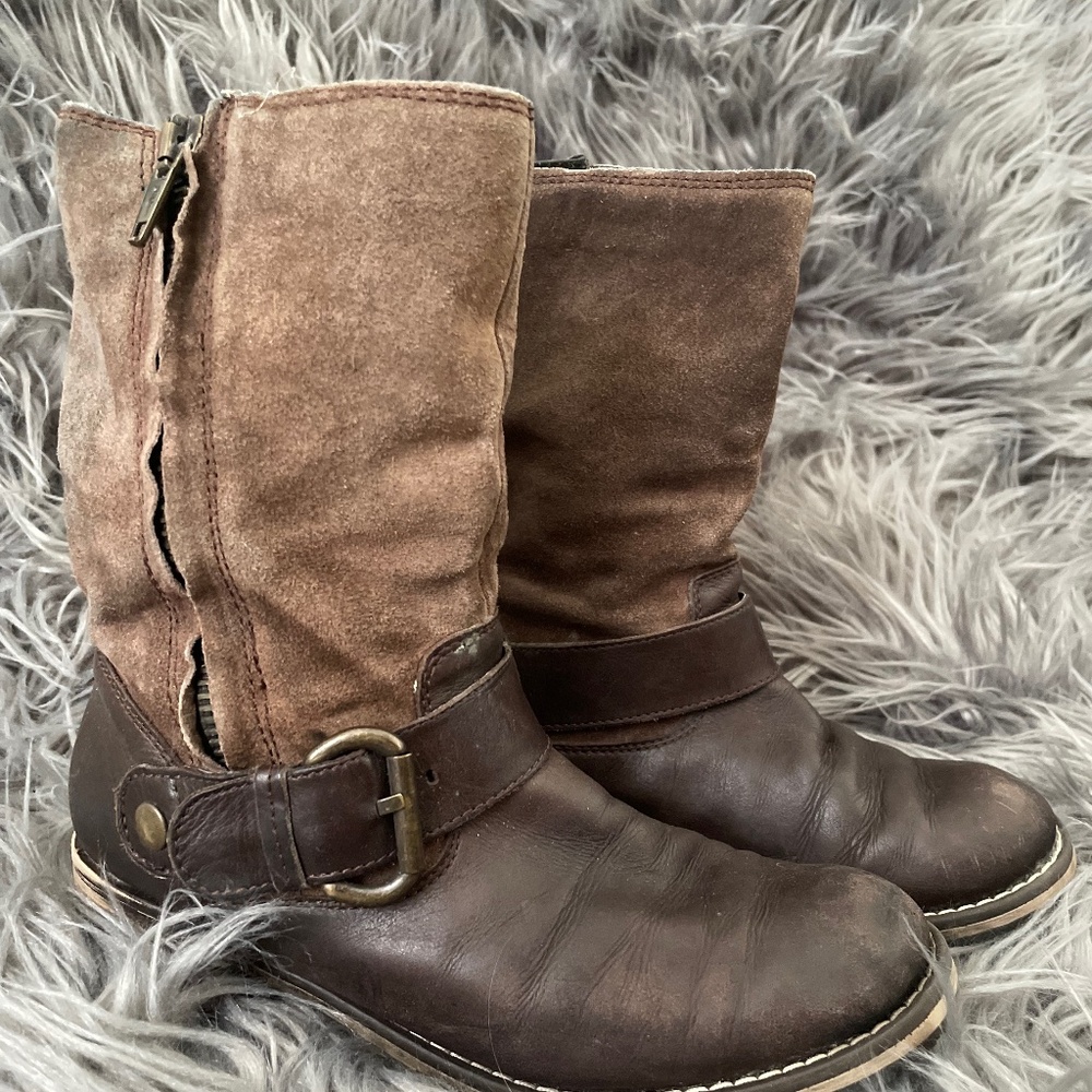 Clark boots